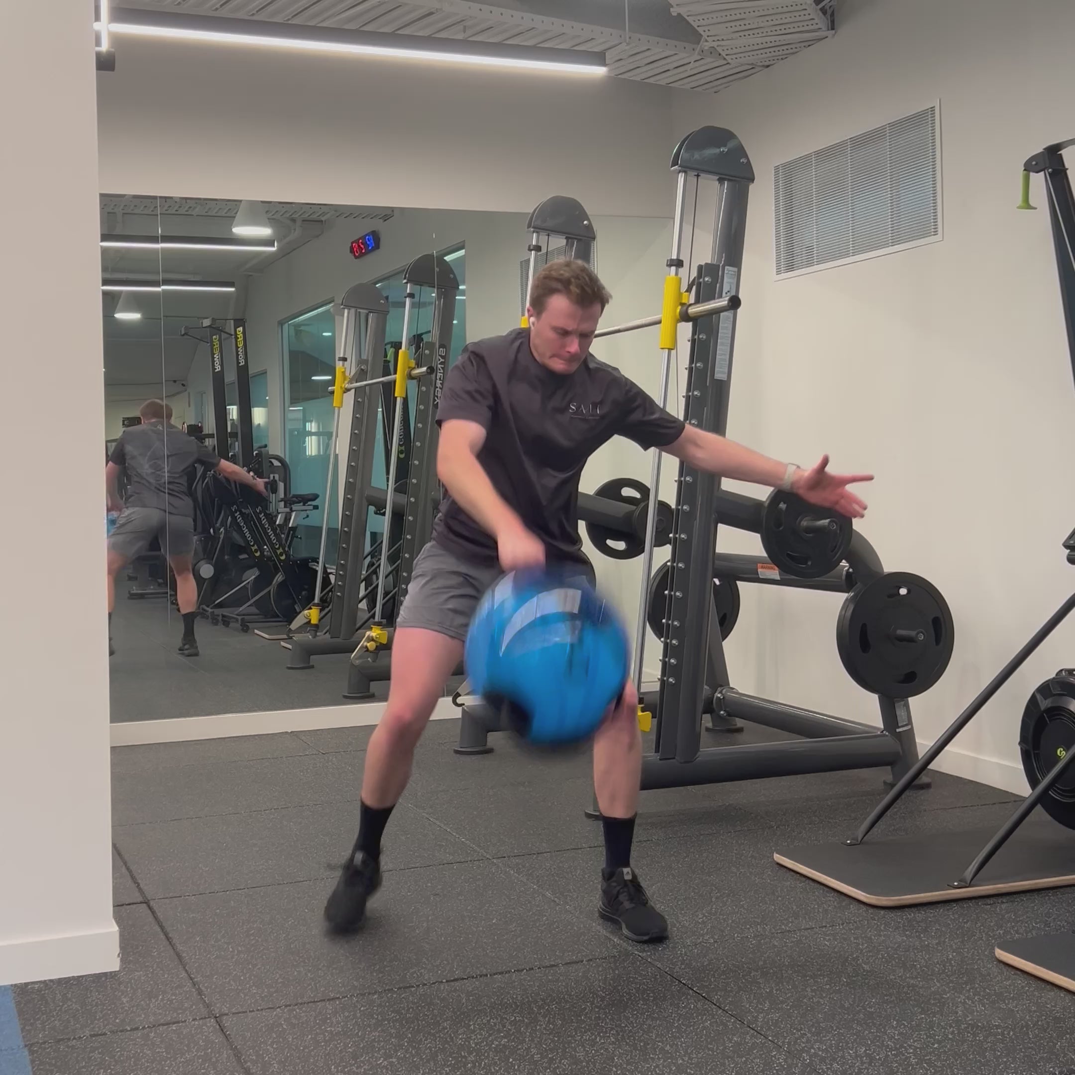 Load video: [PRE-ORDER] CHAOS® AquaBall - 25kg